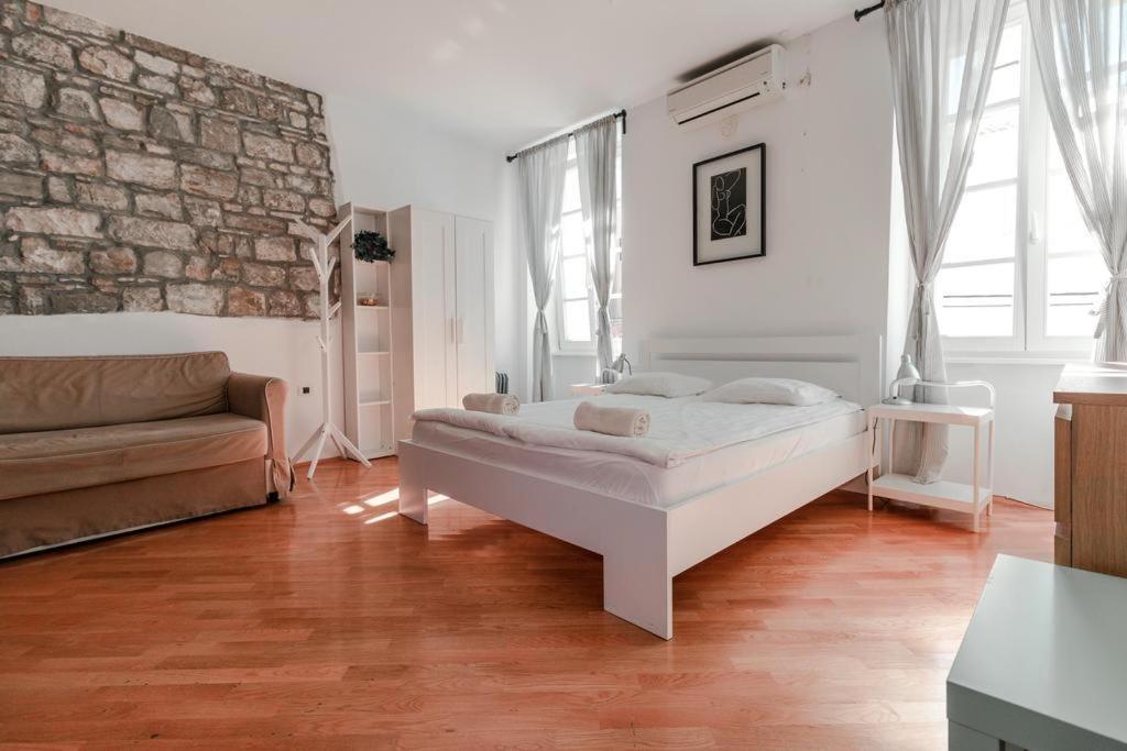 Apartments Artemus Music Piran Zewnętrze zdjęcie